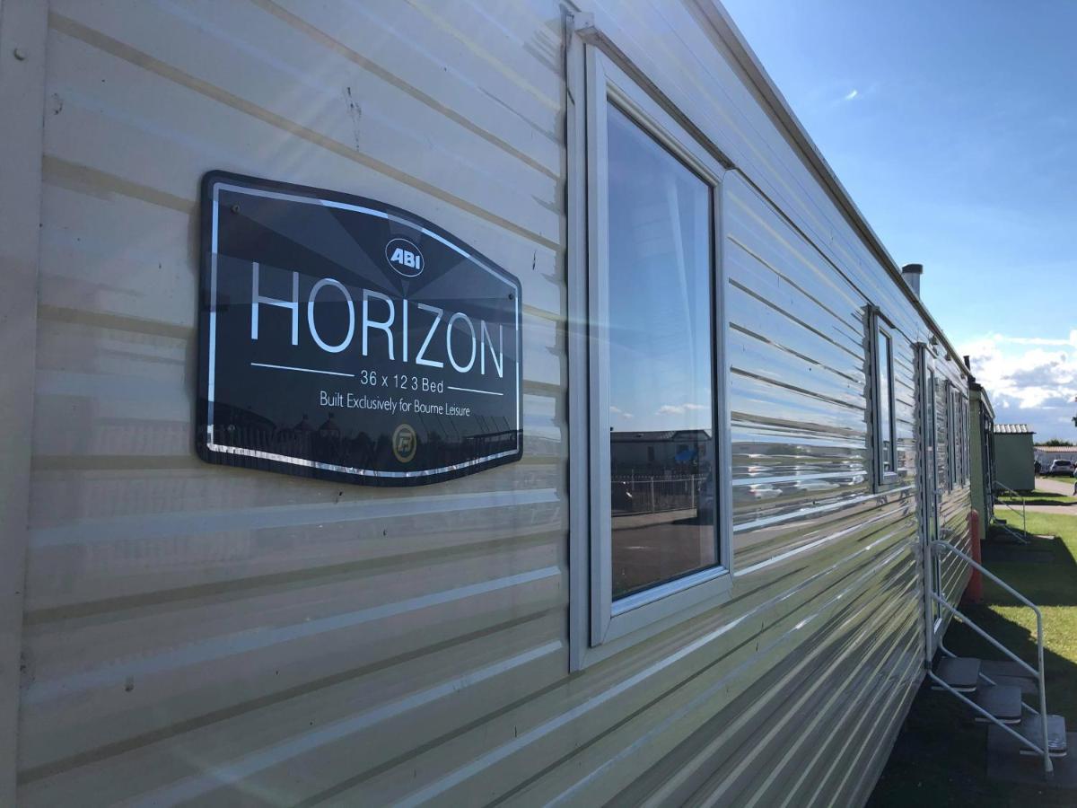 3 Bed 8 Berth Caravan In California Cliffs - M1 Great Yarmouth Exterior foto