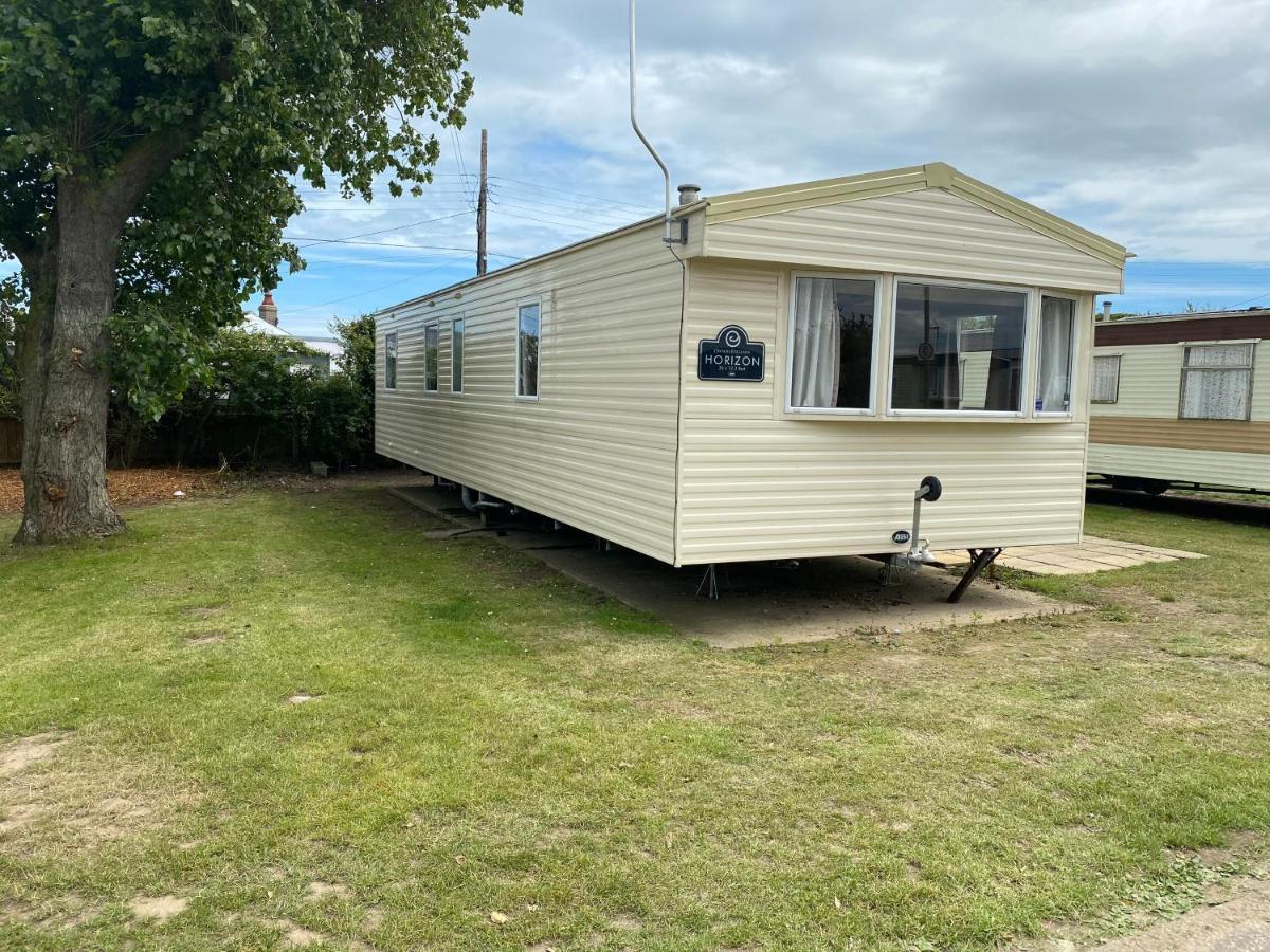 3 Bed 8 Berth Caravan In California Cliffs - M1 Great Yarmouth Exterior foto