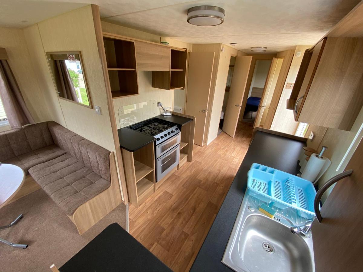 3 Bed 8 Berth Caravan In California Cliffs - M1 Great Yarmouth Exterior foto